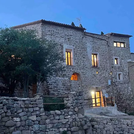 Castell De L'aguda Tora de Riubregos